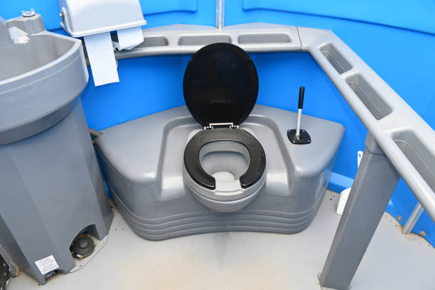 Best Portable toilet rental cost  in Lechee, AZ